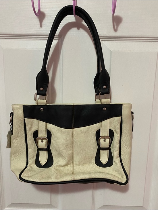 Handbags - Vintage RARE Women’s Bag Cream and Black Leather Bag